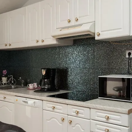 Nina Suites With Sea View * 포드스트라나